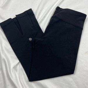 Lululemon Women's Size 4 Leggings Black Yoga Capri With Slit And Scrunch